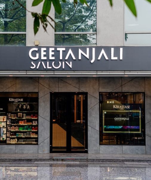 best-hair-salon-near-me-koregaon-park-pune-maharashtra